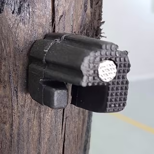 AISLADOR-PUNTILLA-NEGRO-2 de tamaño mediano
